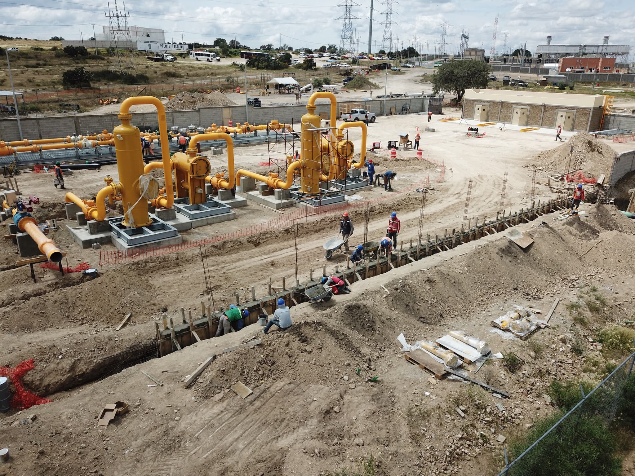 Más de 15 años construyendo ductos de transporte para gas natural en diferentes diámetros y longitudes